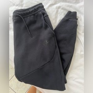 Nike Men’s Black Jogger